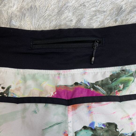 Lululemon Run: Speed Short Pigment Wave Multi / Black Sz 6 - Picture 6 of 8